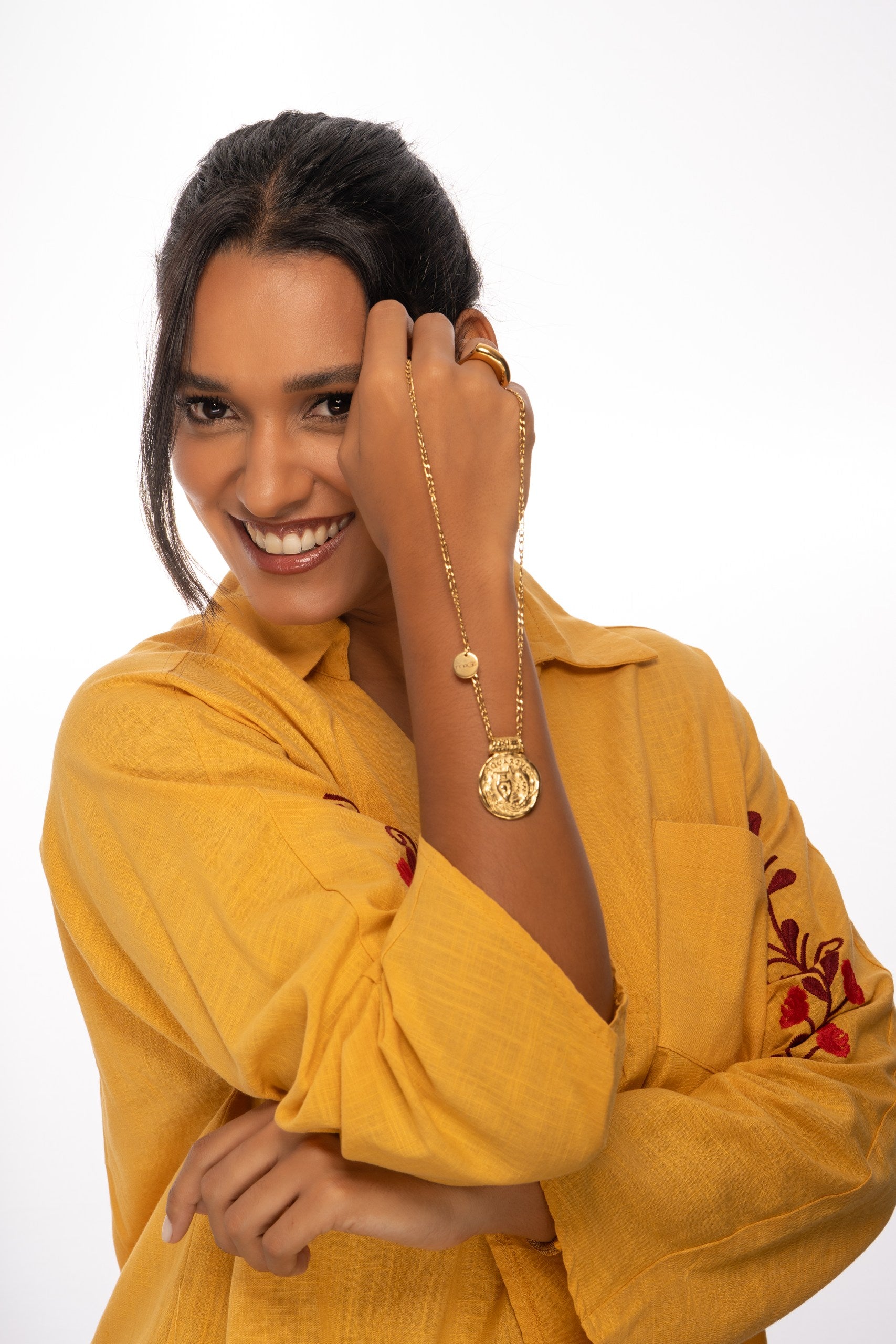 Colar Signo Aquário by Lara Lopes