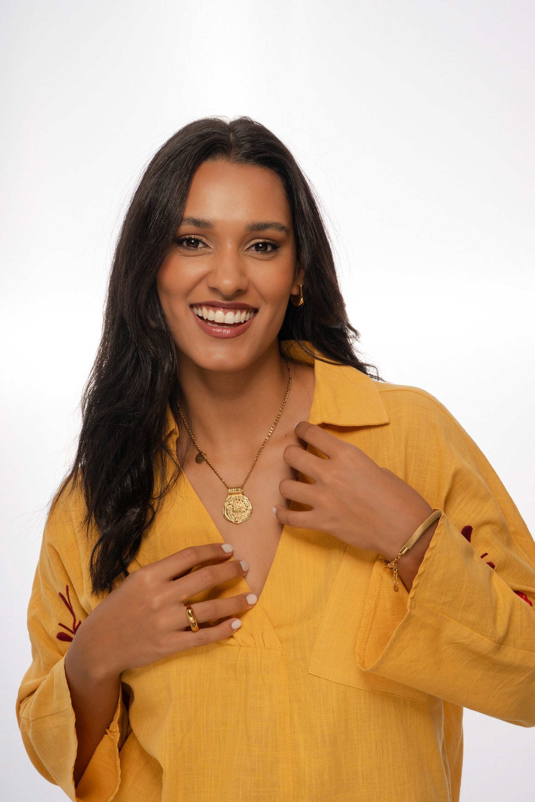 Colar Signo Escorpião by Lara Lopes