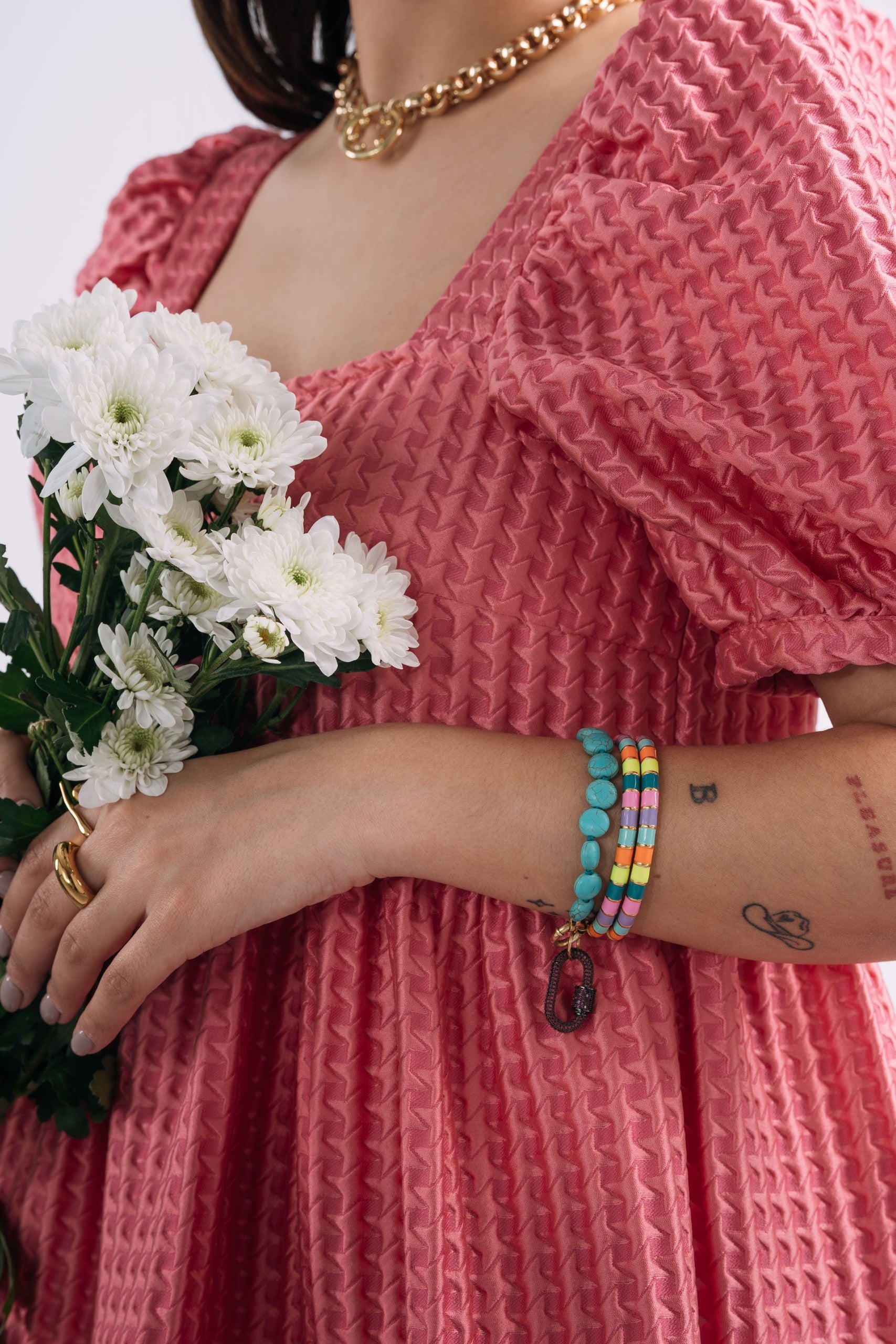 Pulsera de guijarros