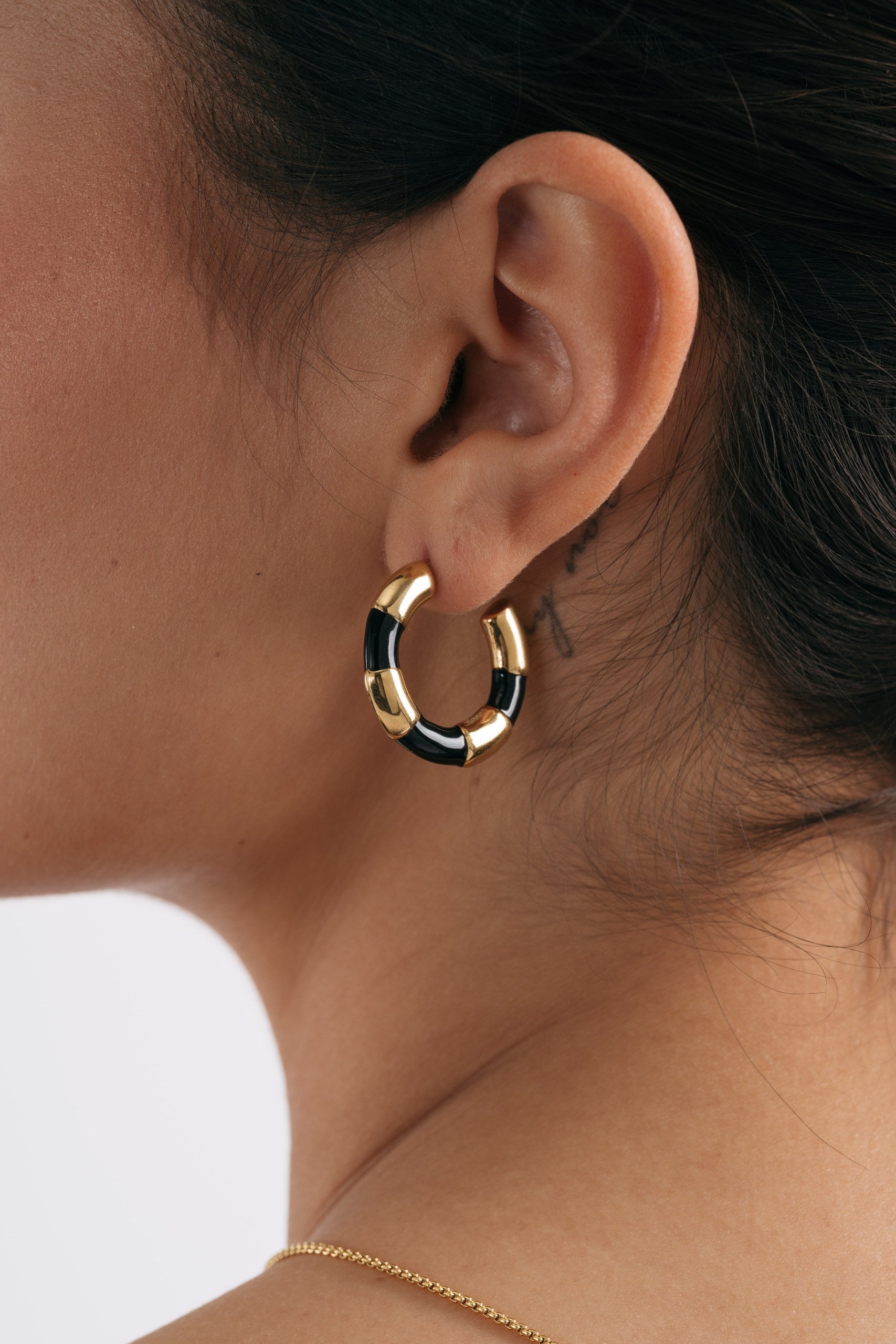 Splash Black Rings