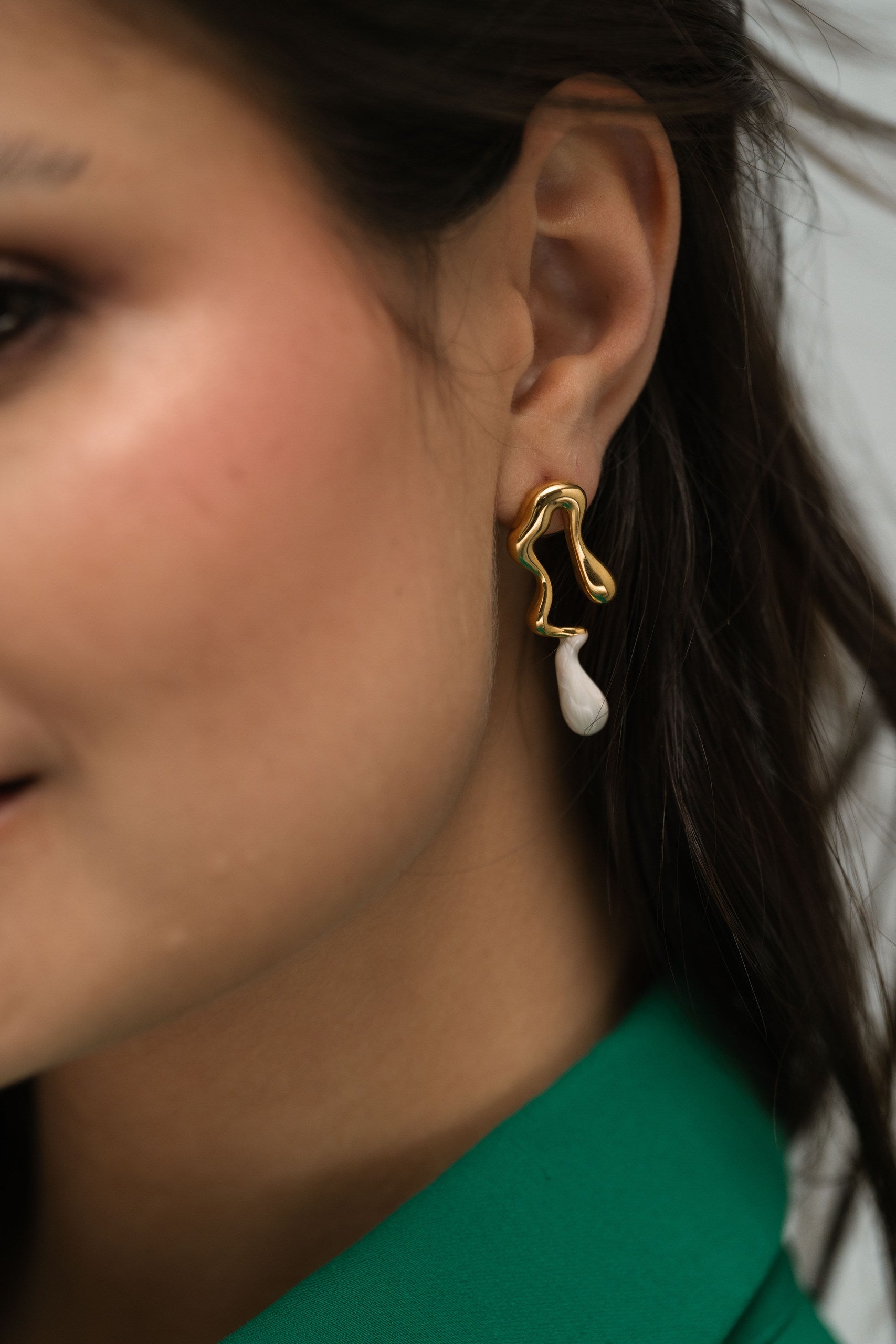 Flux White Earrings