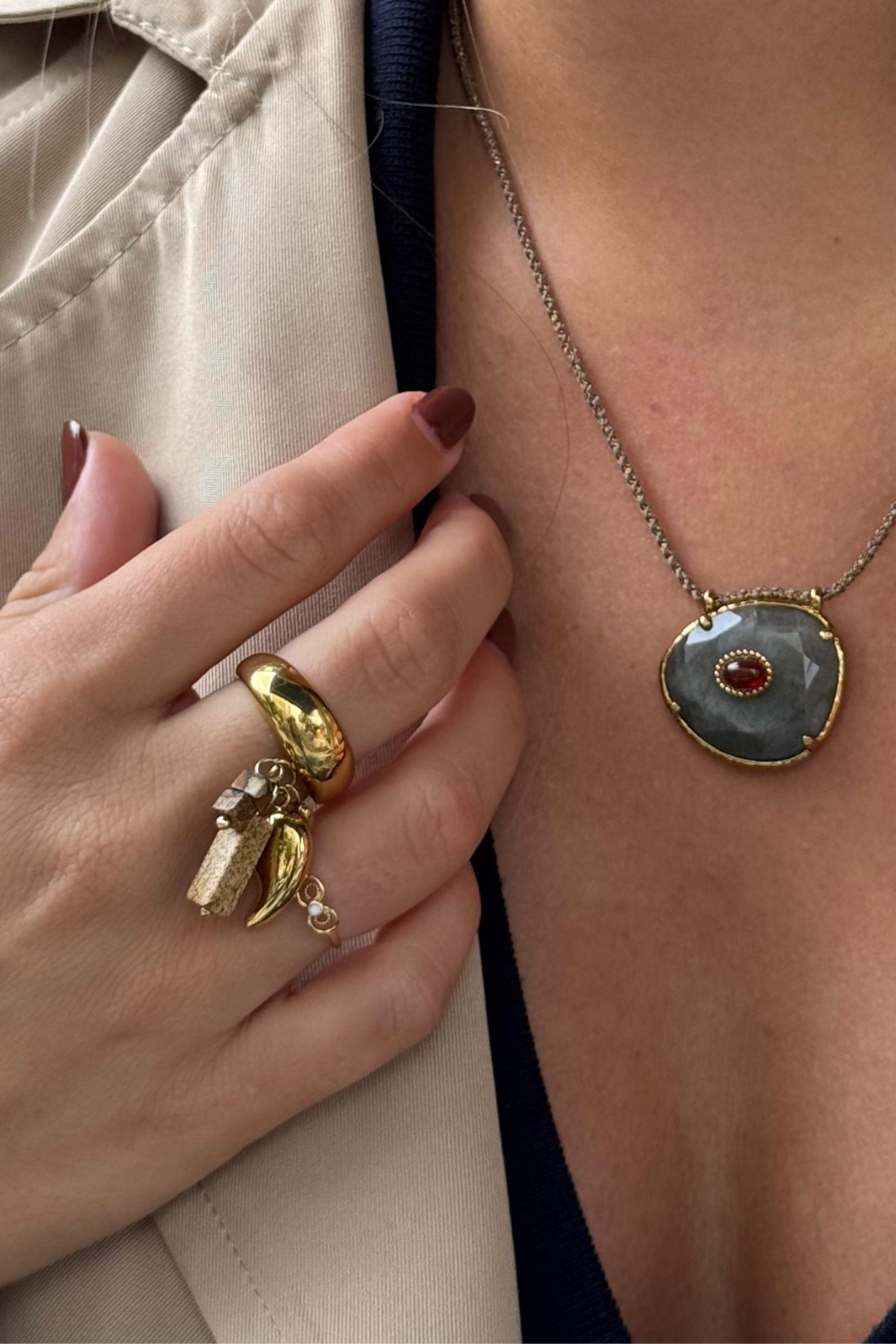 Colar Olho Dourado By Francisca Oliveira