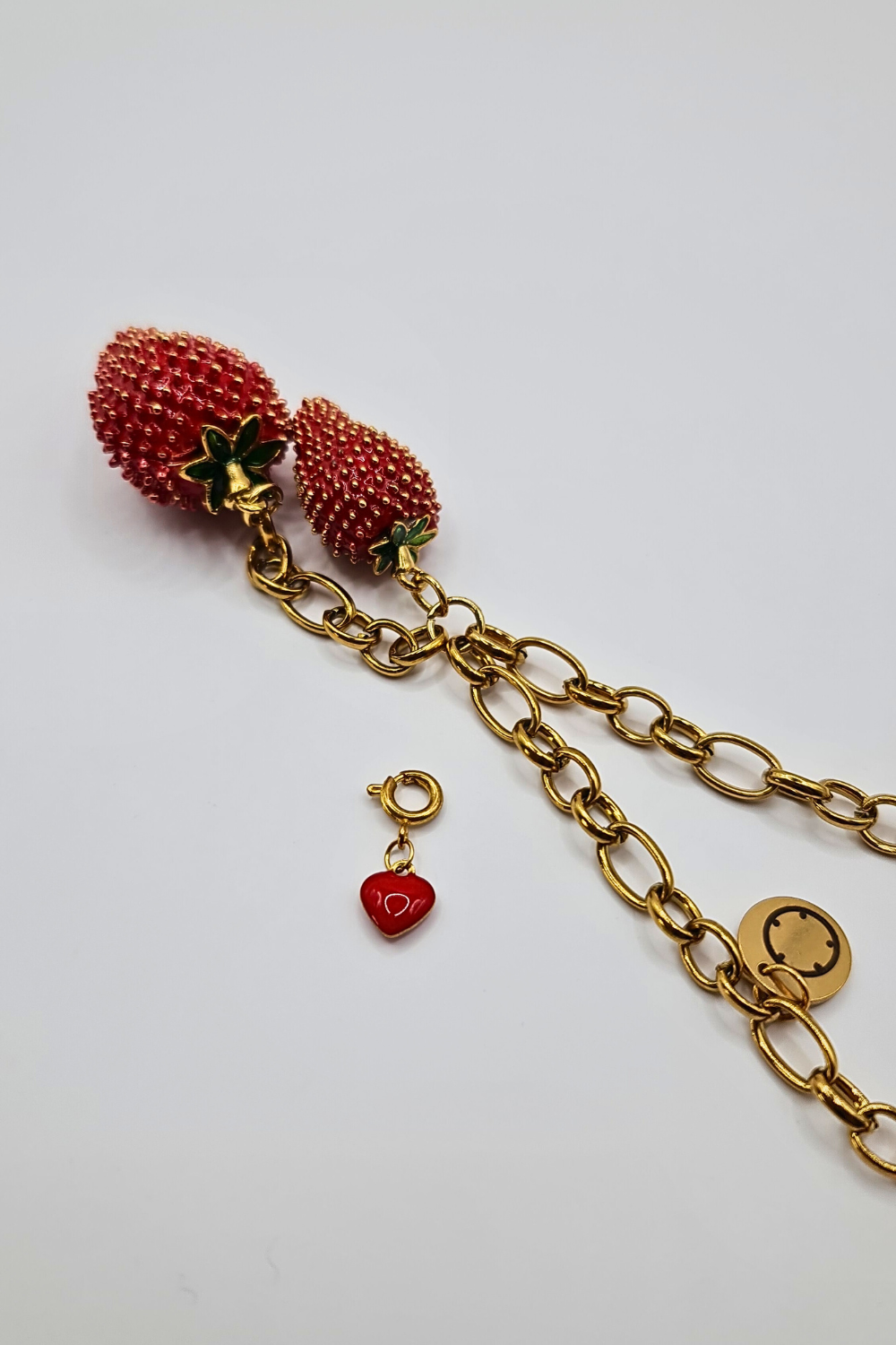 Colar Morangoska by Francisca Oliveira