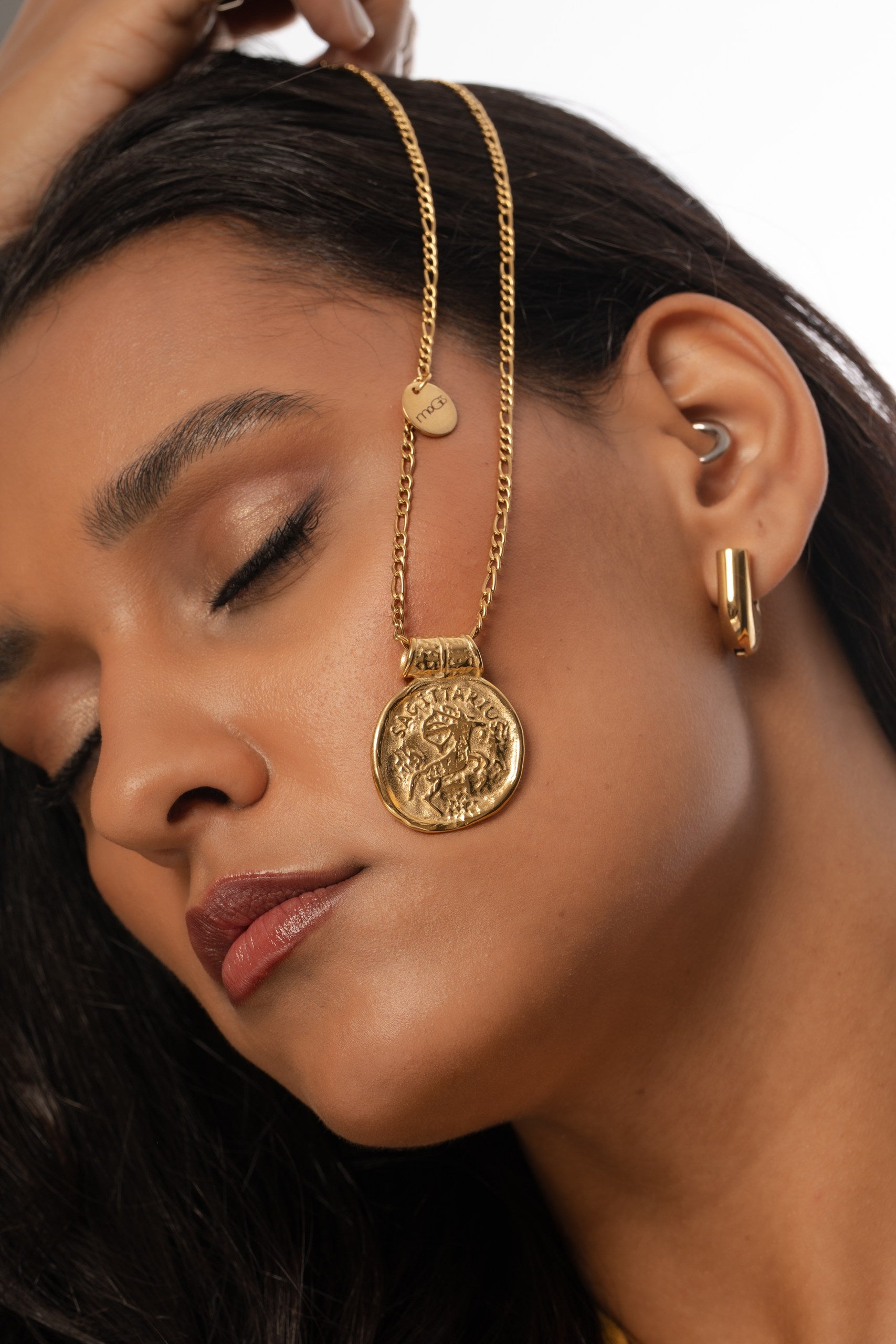 Colar Signo Sagitário by Lara Lopes