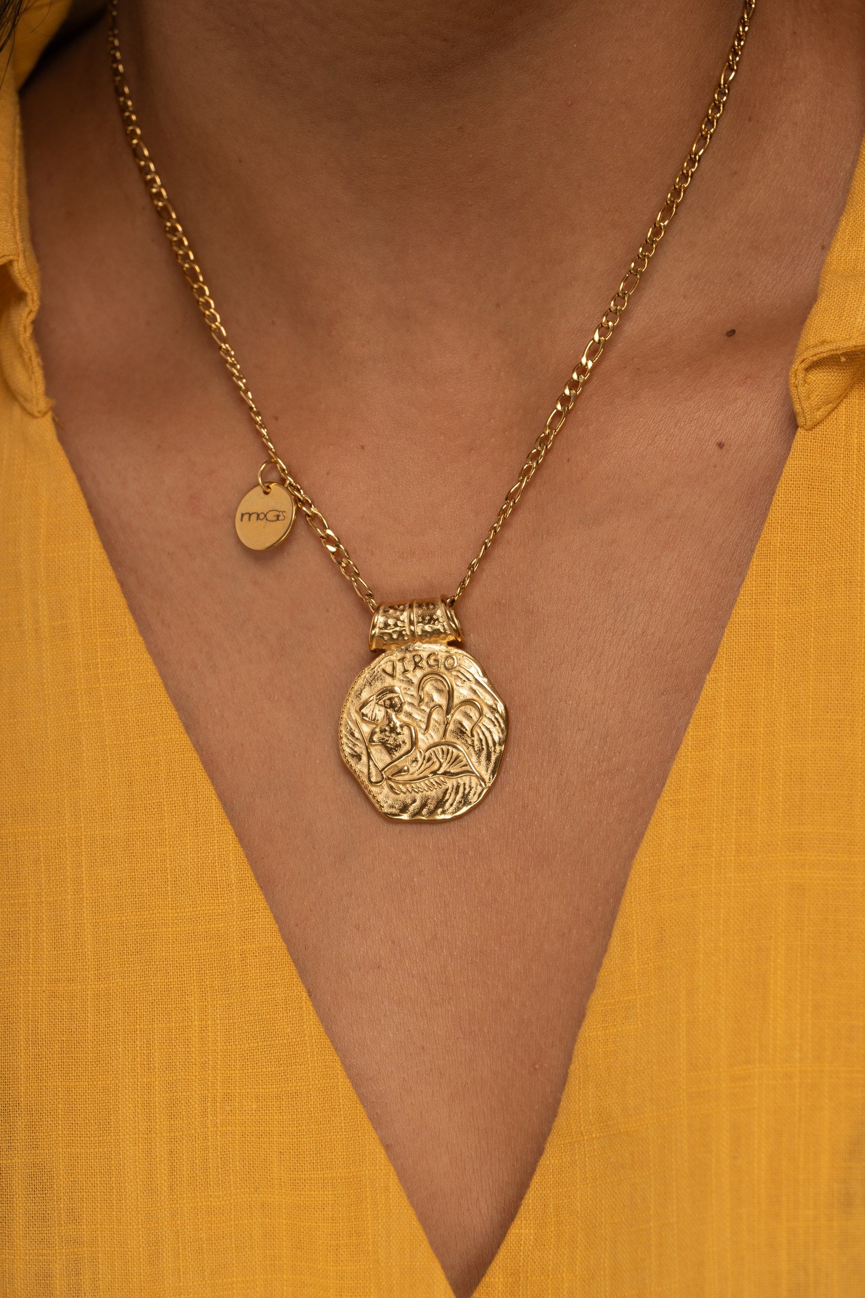 Colar Signo Virgem by Lara Lopes